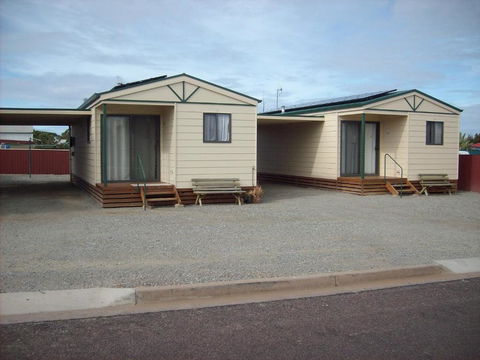 Jackos Holiday Cabins - Darwin Holiday 4