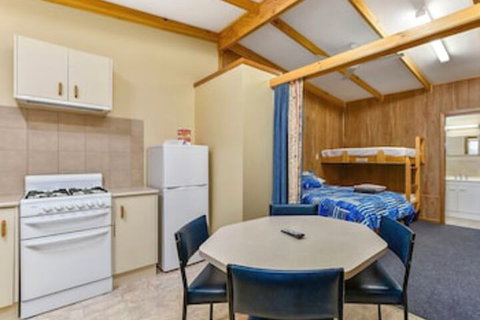 Millicent Hillview Caravan Park - Darwin Holiday 3