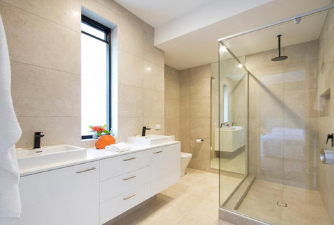 103 Noosa Parade - Darwin Holiday 6