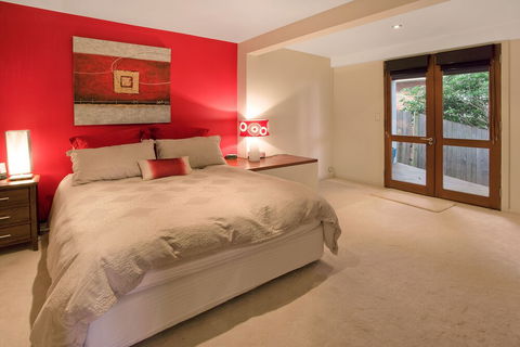 Pure Indulgence - Darwin Holiday 4