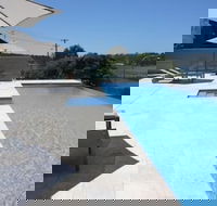 Sybella - Darwin Holiday