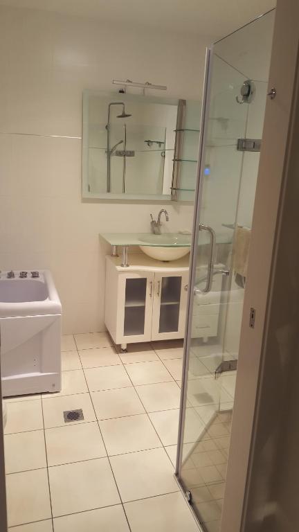 Batemans Bay Apartment - Darwin Holiday 1