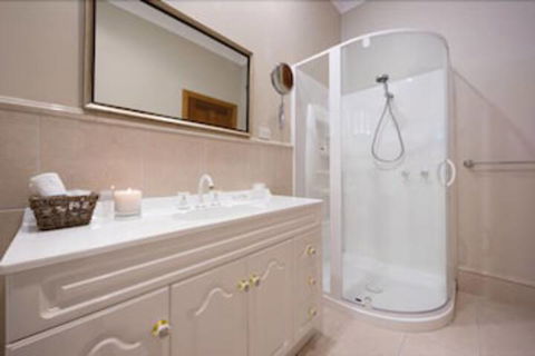 Ambience On Huon B&B - Darwin Holiday 6