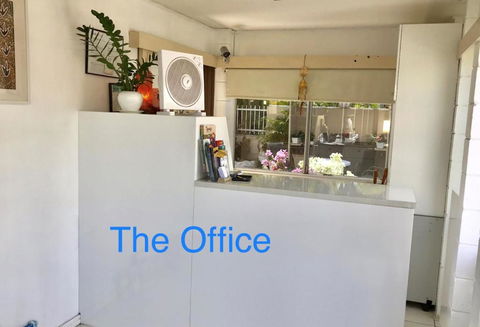 Cairns Motor Inn - Darwin Holiday 4