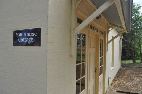 The Mill House Cottage - Darwin Holiday 1