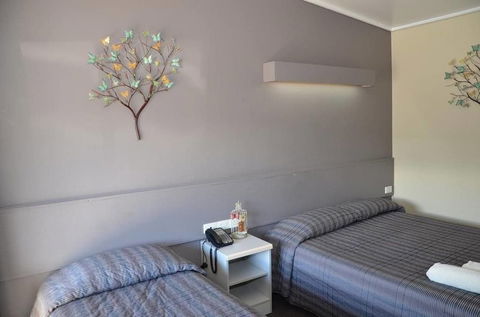 Warwick Motor Inn - Darwin Holiday 6