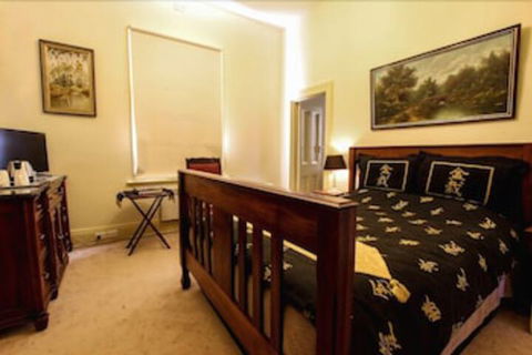 Bairnsdale Bed And Breakfast - Darwin Holiday 7