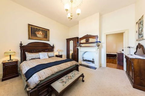 Bairnsdale Bed And Breakfast - Darwin Holiday 5