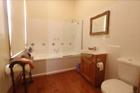 Bairnsdale Bed And Breakfast - Darwin Holiday 6