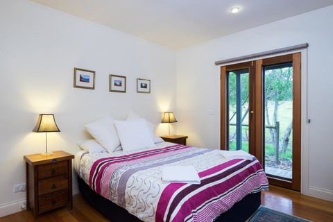 Cedarwood Cottage - Darwin Holiday 6
