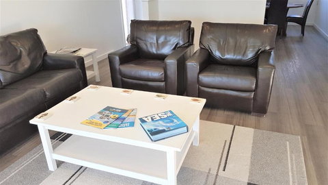 Neptune At Port Elliot - Darwin Holiday 4