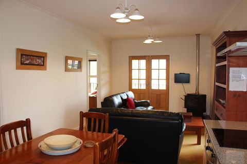 Albany Beachside Accommodation - Darwin Holiday 1