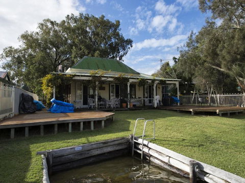 Mandurah Riverfront Holiday Rental - Darwin Holiday 2