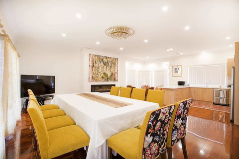 The Art House - Darwin Holiday 6