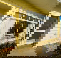 The 50's Beach House - Darwin Holiday