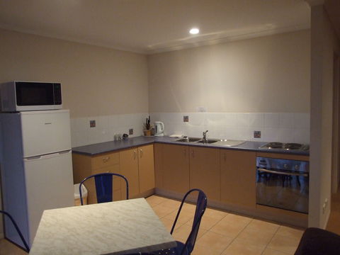 Lake Barra Cottages - Darwin Holiday 6