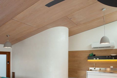 Studio 367 - Darwin Holiday 2