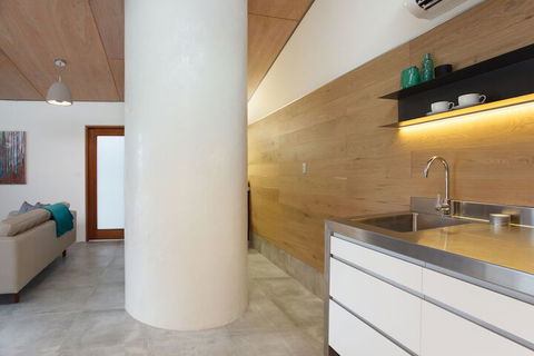 Studio 367 - Darwin Holiday 4