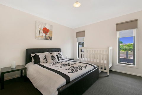 Palm Grove Beach House Dromana - Darwin Holiday 4