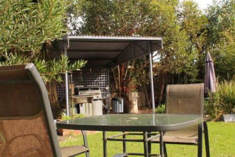 Inverloch Motel - Darwin Holiday 2