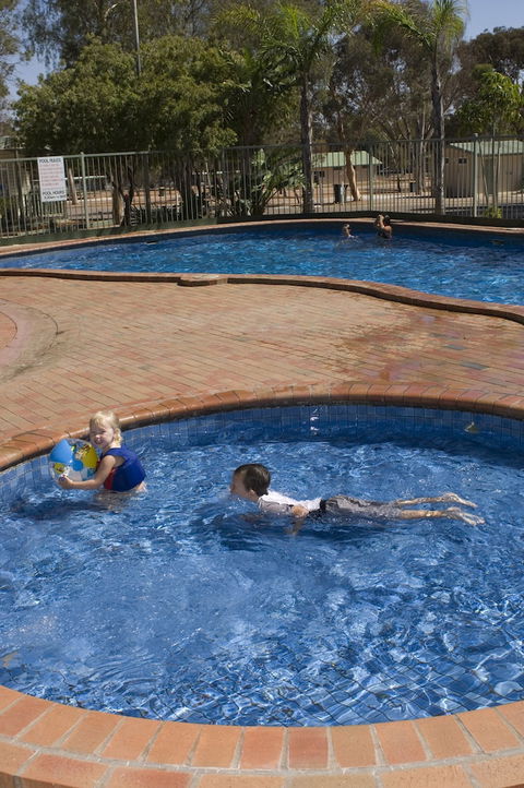 Discovery Parks - Port Augusta - Darwin Holiday 1