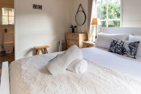 ARCADIA - The Barn Cottage & Rosehill Cottage - Darwin Holiday 0