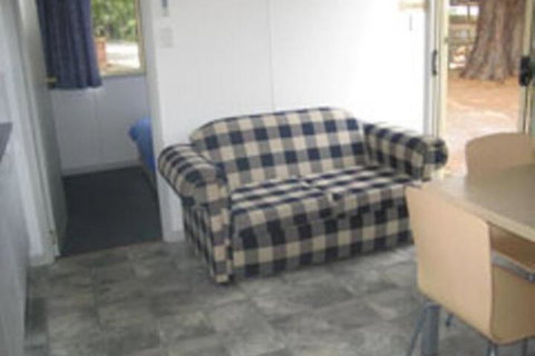 Sheffield Cabins & Apartments - Darwin Holiday 4