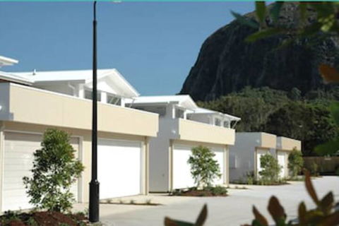 Coolum Villas - Darwin Holiday 7