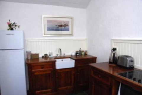 Brooklands Heritage B & B - Darwin Holiday 4