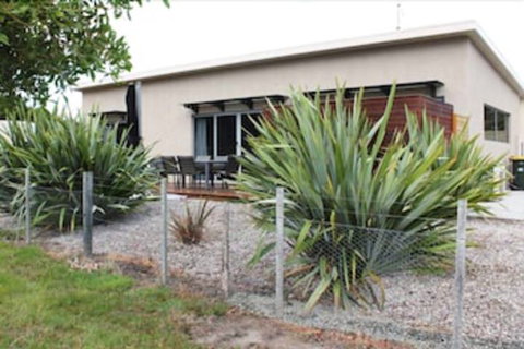 170 Hazards View Unit 2 - Darwin Holiday 0