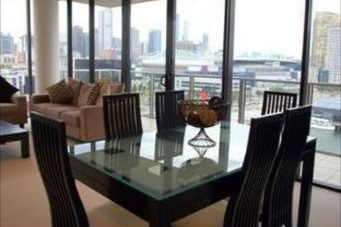 Docklands Prestige Apartments - Darwin Holiday 2