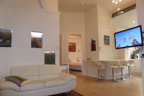 A Colourcity Apartments - Darwin Holiday 6