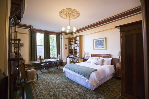 Turret House - Darwin Holiday 4