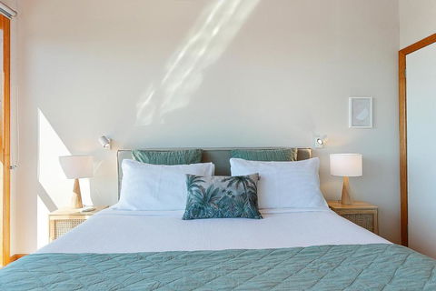 Point Of View - Darwin Holiday 3