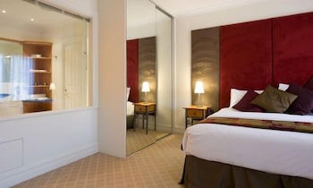 Lakeside Suites 4 - Darwin Holiday 2