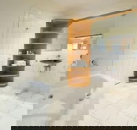 Lakeside Suites 2 - Darwin Holiday