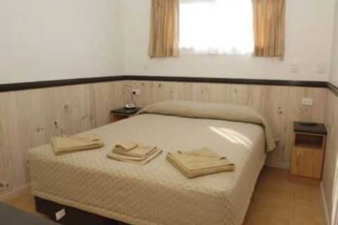 Longreach Tourist Park Caravan Park - Darwin Holiday 5