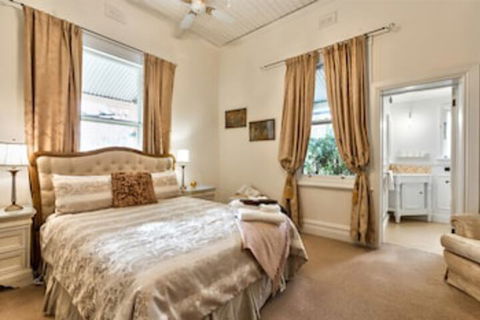 The Graces Beechworth - Darwin Holiday 0