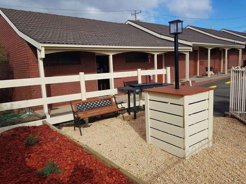 Ararat Colonial Lodge Motel - Darwin Holiday 0