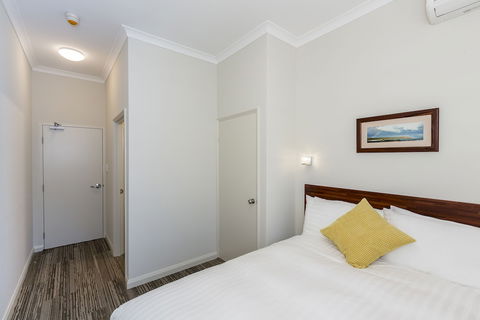 Gallery Hotel - Darwin Holiday 2