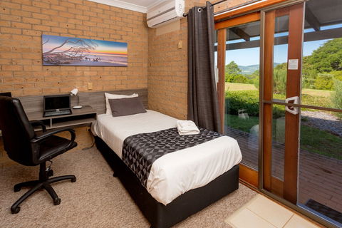 Lookout Mountain Retreat - Darwin Holiday 4