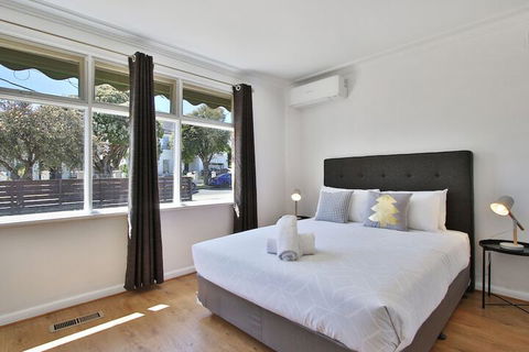 Ivy Units Glen Waverley - Darwin Holiday 7