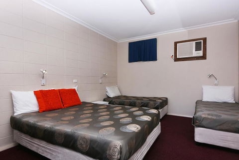 Motel Poinsettia - Darwin Holiday 4