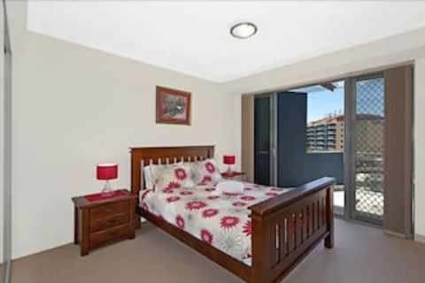 Coast Luxury Apartment Penthouse 23 - Darwin Holiday 4