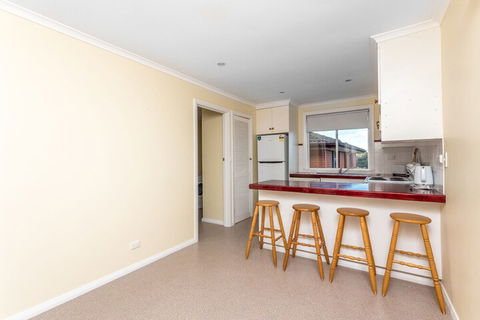 Family Home At Kingston Beach - Darwin Holiday 3