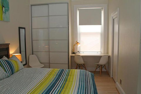 Smugglers Inn Studio Apartments - Darwin Holiday 7