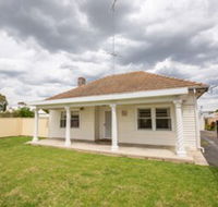 Smith Street Cottage Naracoorte - Darwin Holiday