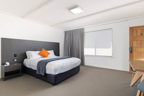 Mick O'Shea's - Darwin Holiday 0