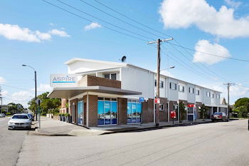 Aspire Mayfield - Darwin Holiday 2
