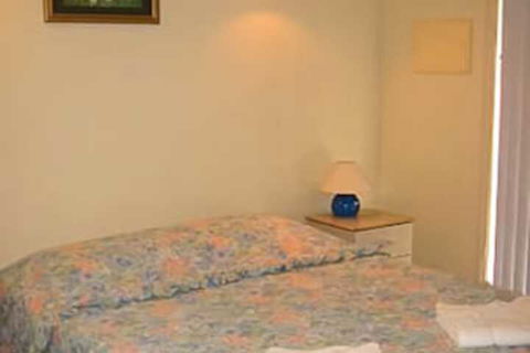 Madigan Wine Country Cottages - Darwin Holiday 7
